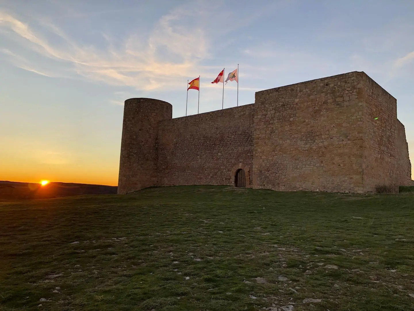 CASTILLO